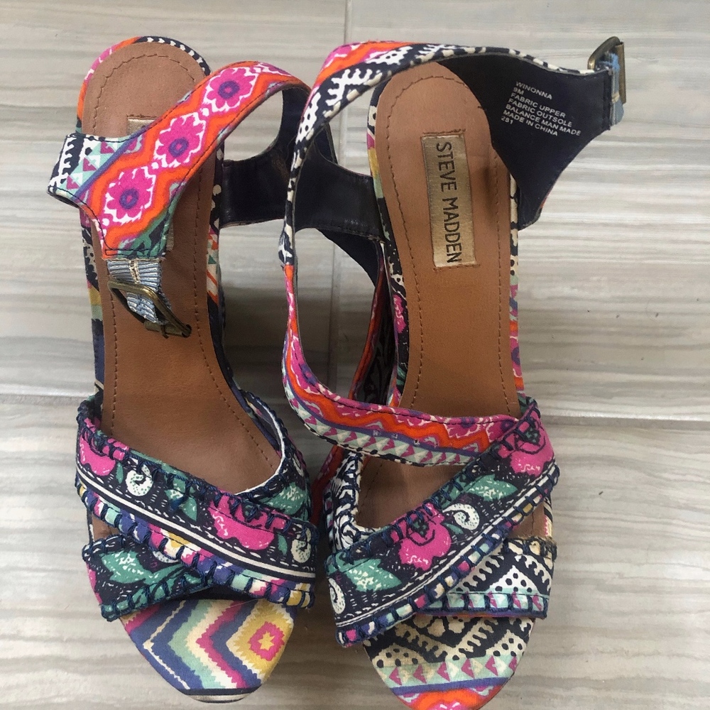 Vintage Steve Madden Patterned Fabric Platform